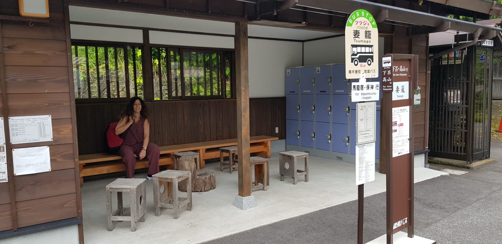 tsumago-bus-stopstop